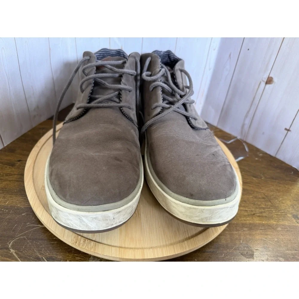 OluKai PAPAKU ILI Lace Up Boots Chukka Nubuck Cushioned Taupe Mens Size 10